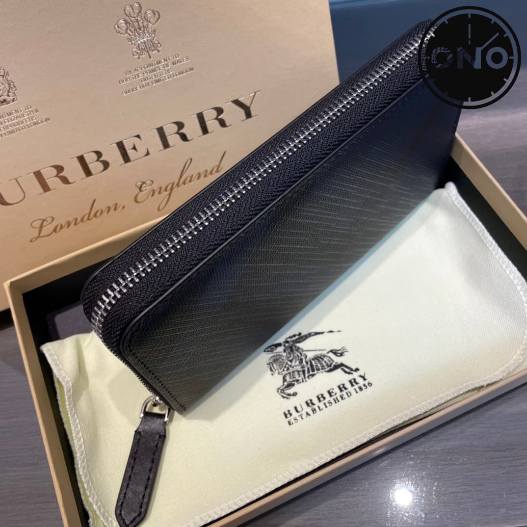 burberry-wallet_11_2.jpg