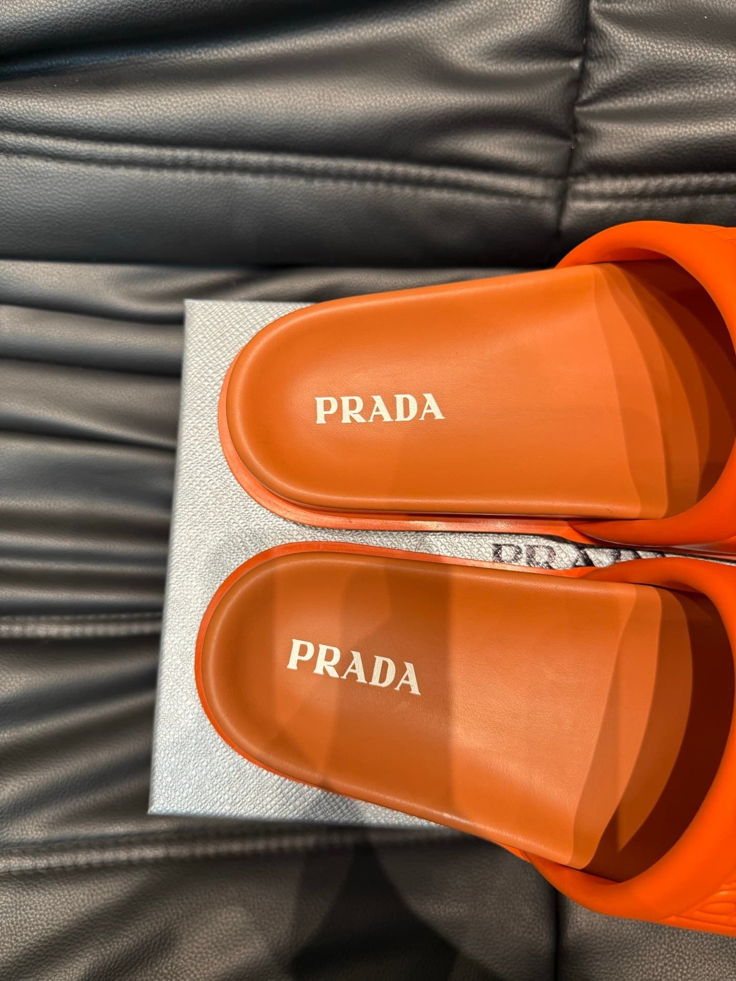prada-slippers_22_8.jpg