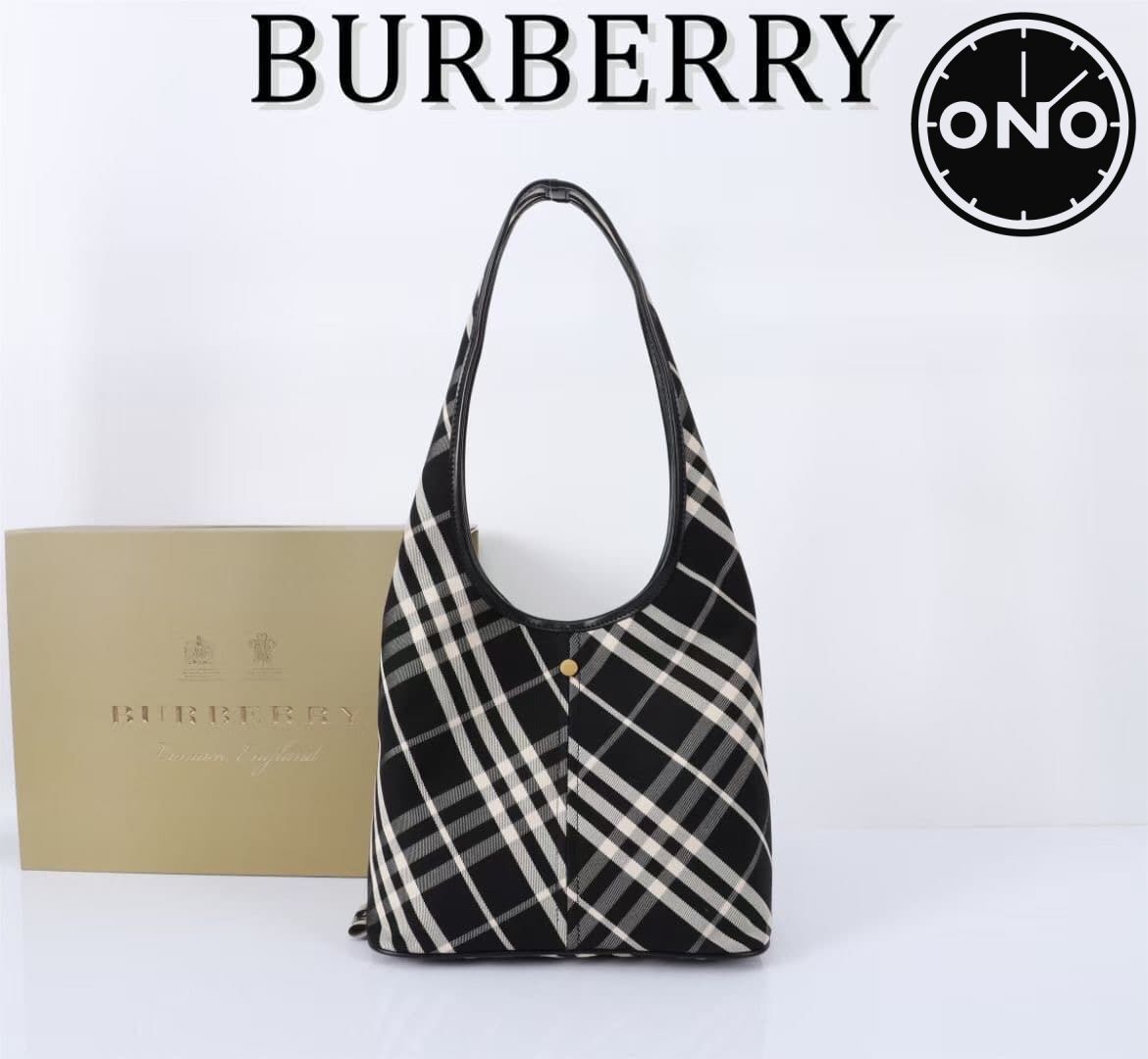 burberry_women_23_3.jpg