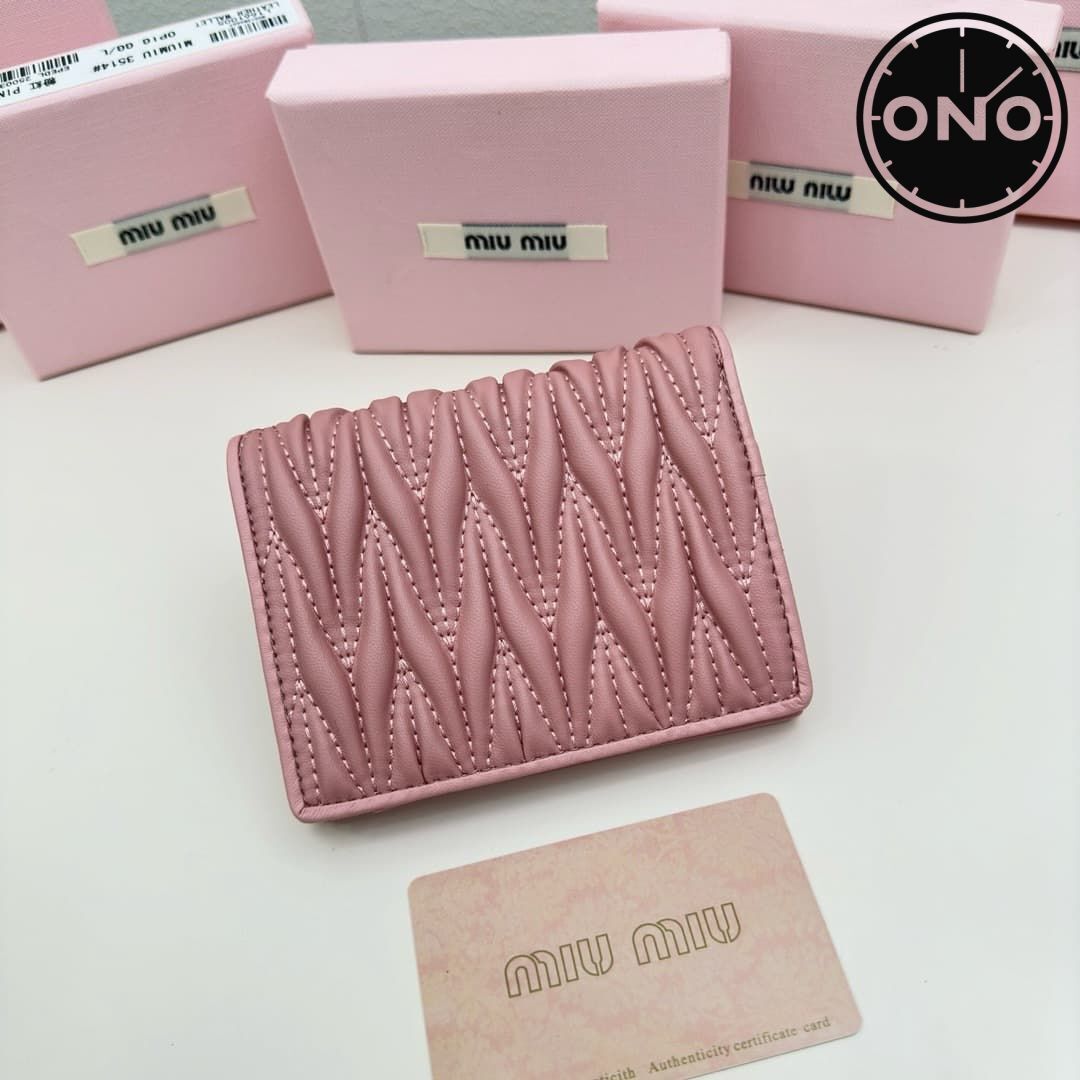 miumiu_wallet_6_2.jpg