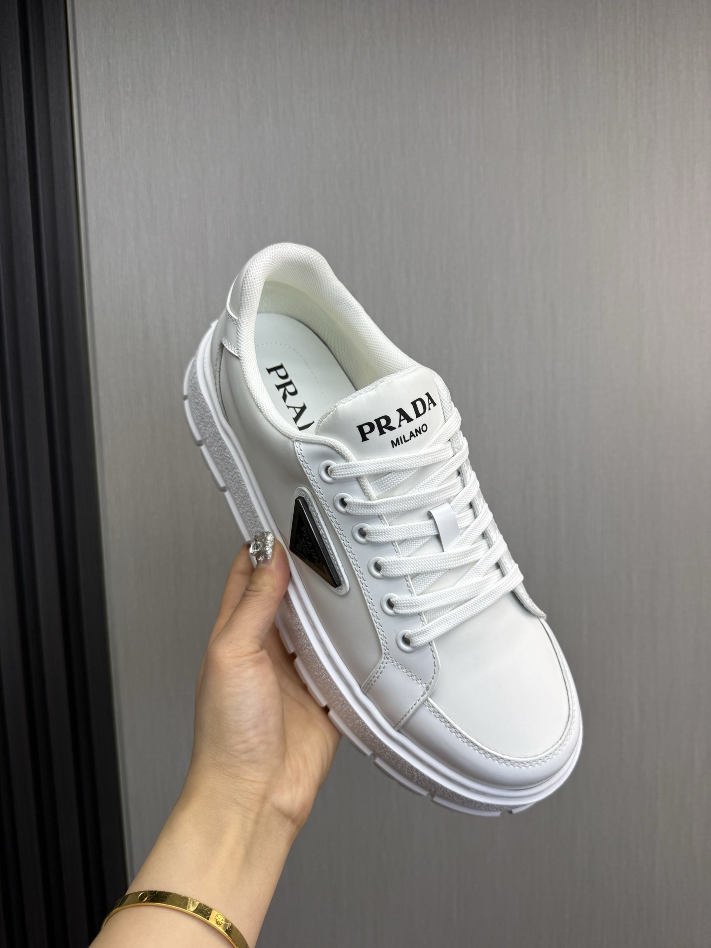 prada-casual-shoes_45_7.jpg