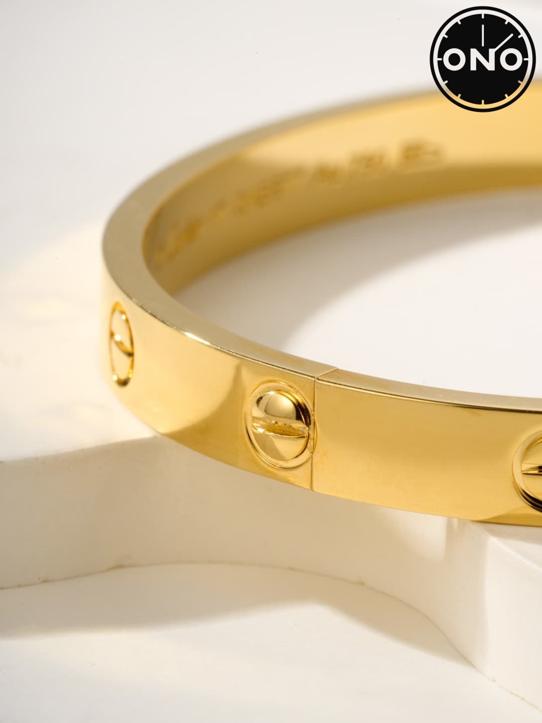 cartier-bracelet_8_10.jpg