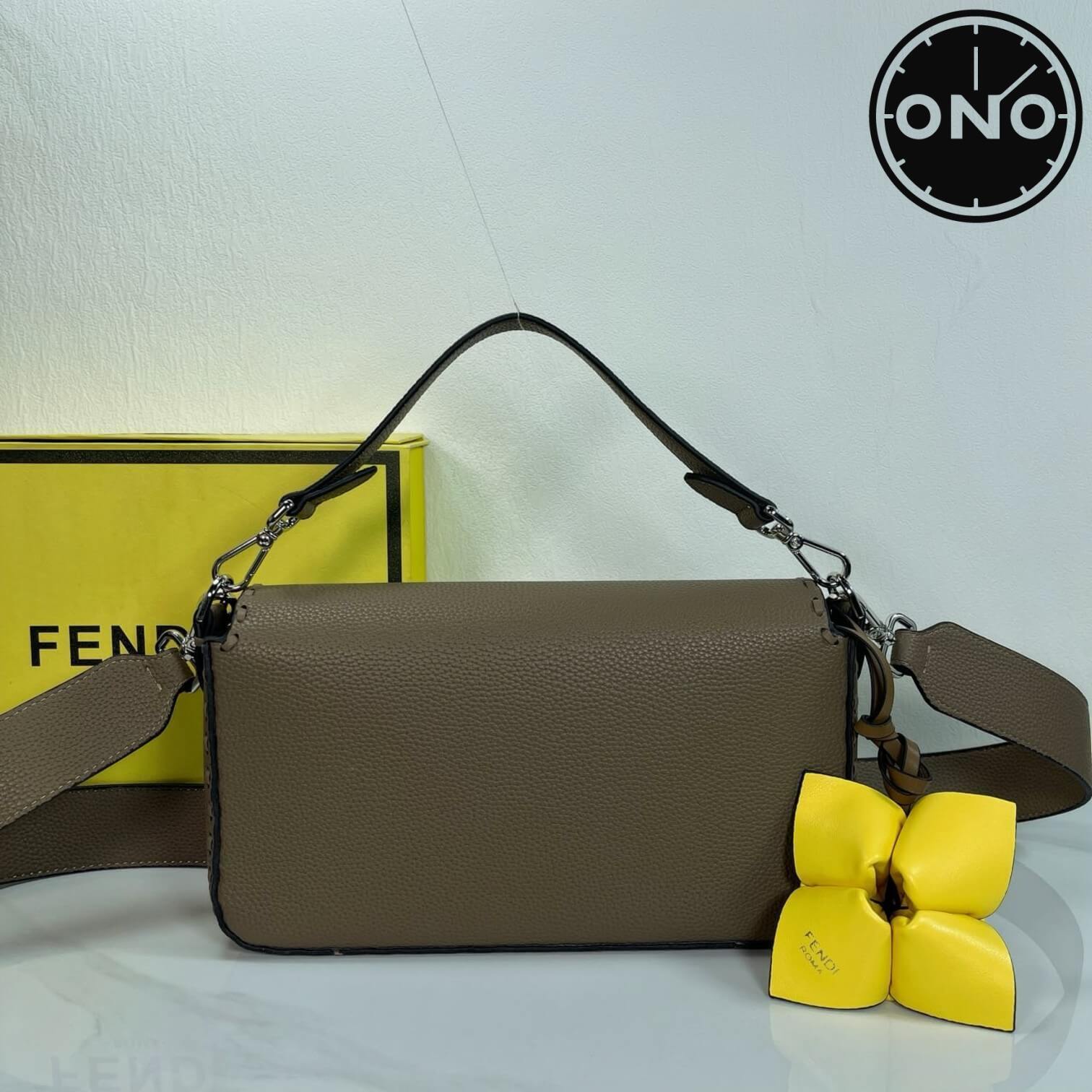 fendi_women_16_2.jpg