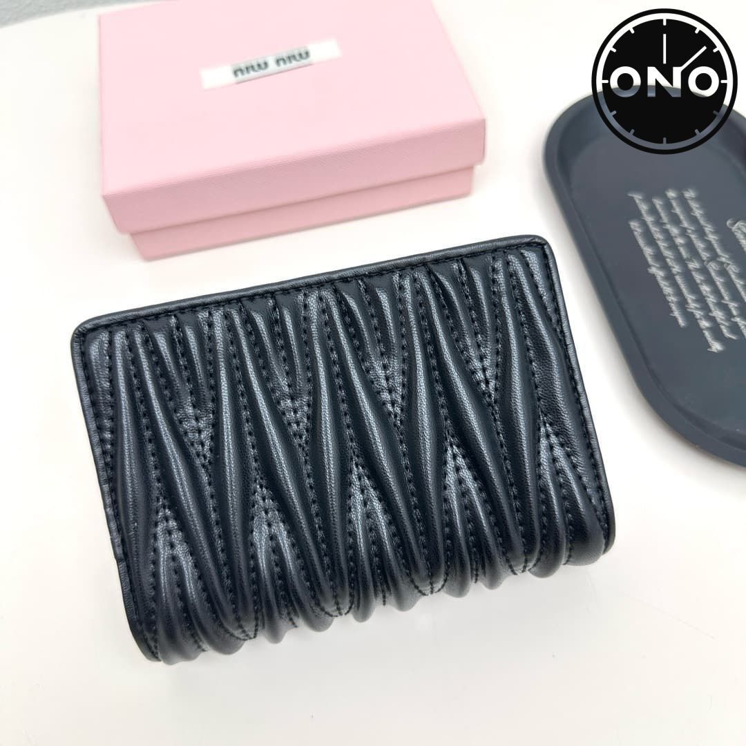 miumiu_wallet_20_2.jpg