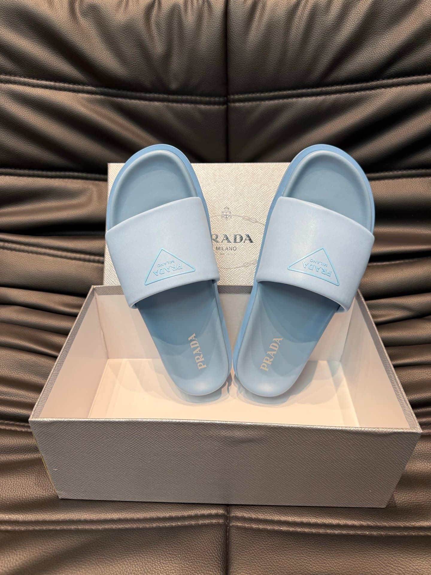 prada-slippers_23_3.jpg
