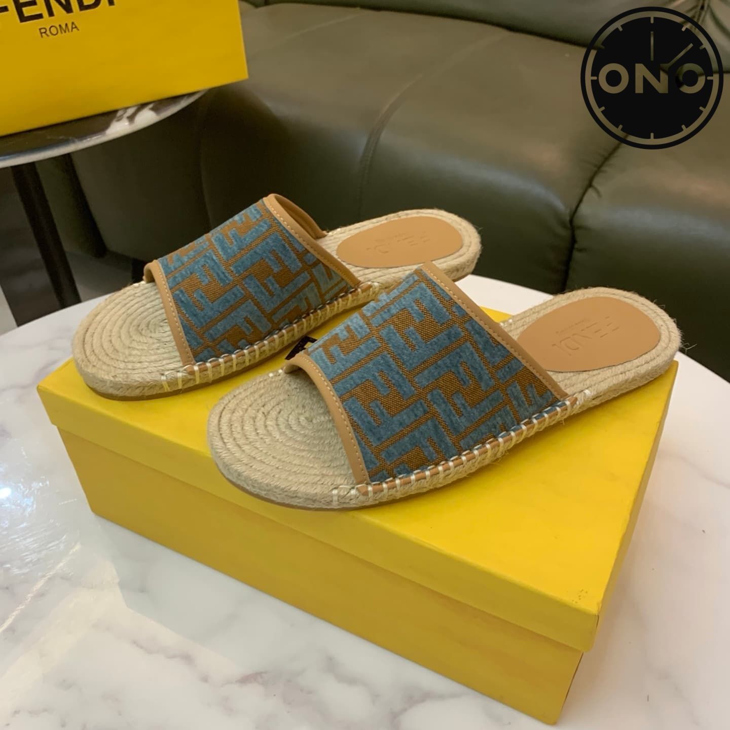 fendi-slippers_25_2.jpg
