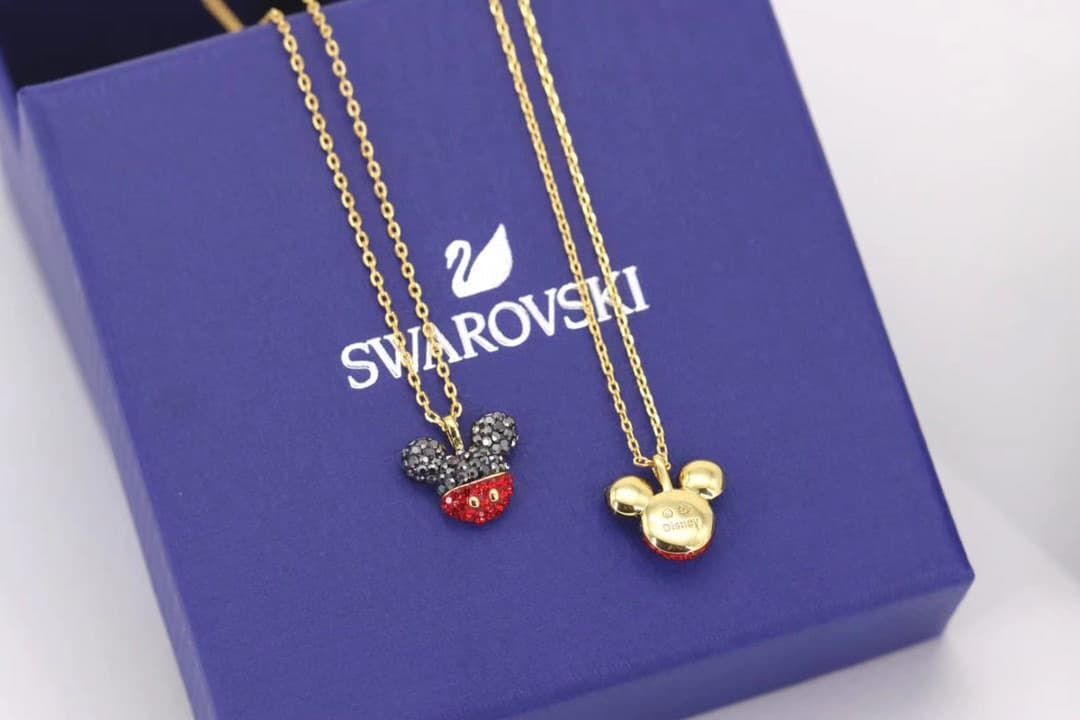 swarovski-necklace_4_1.jpg