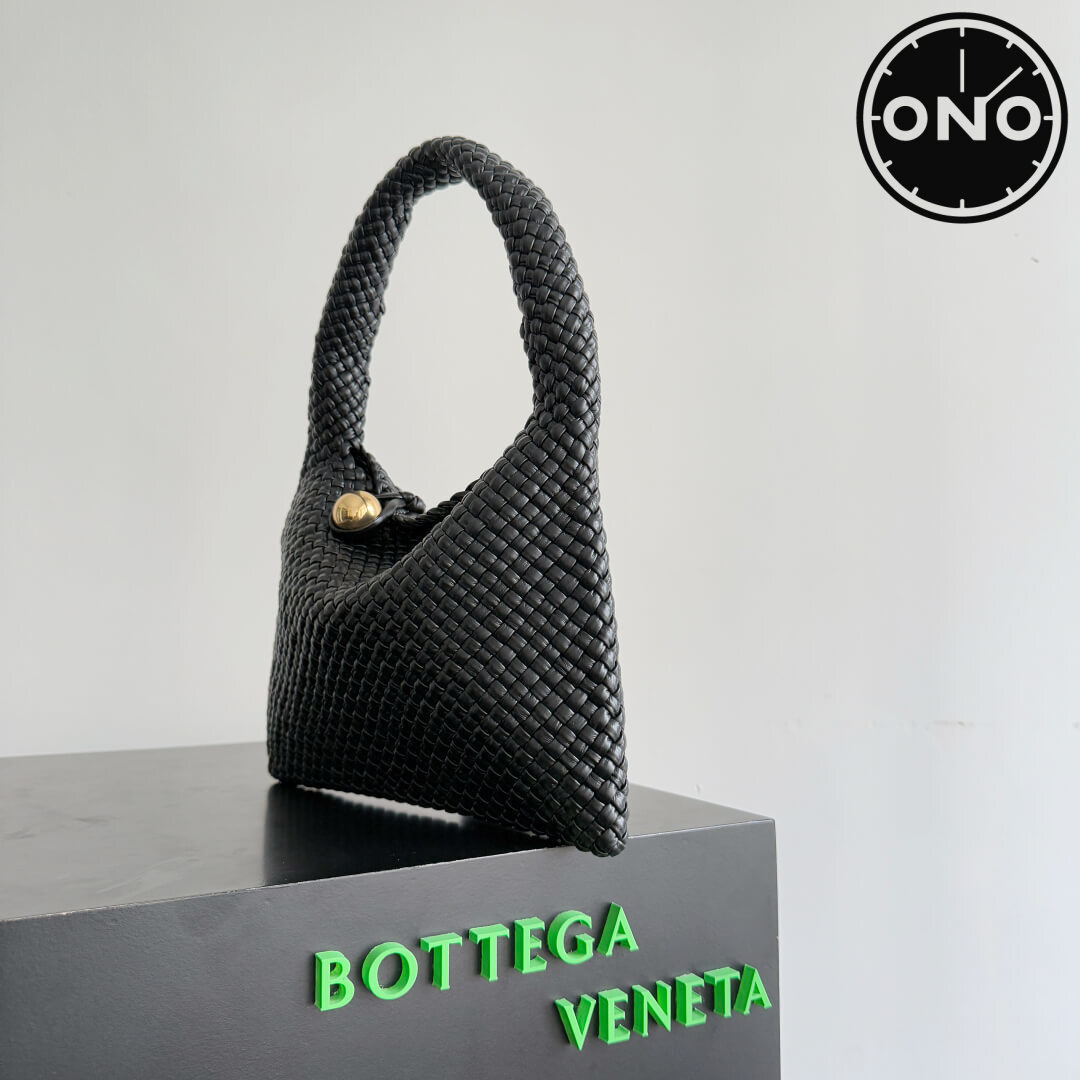 bottega_veneta_women_72_1.jpg