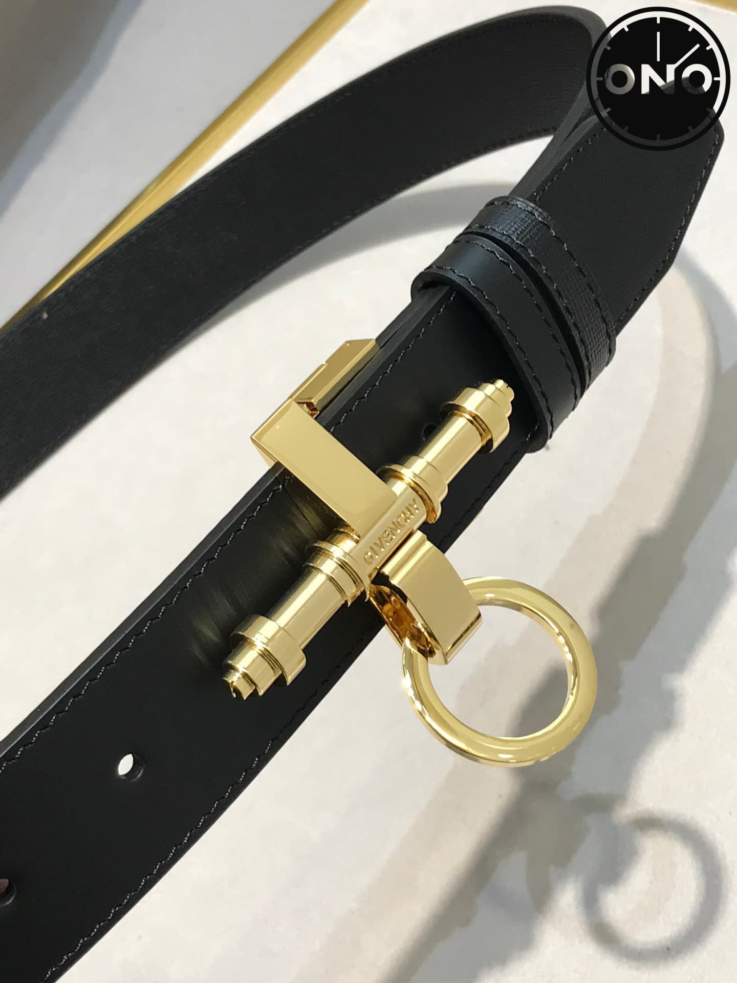 givenchy_belt_10_2.jpg