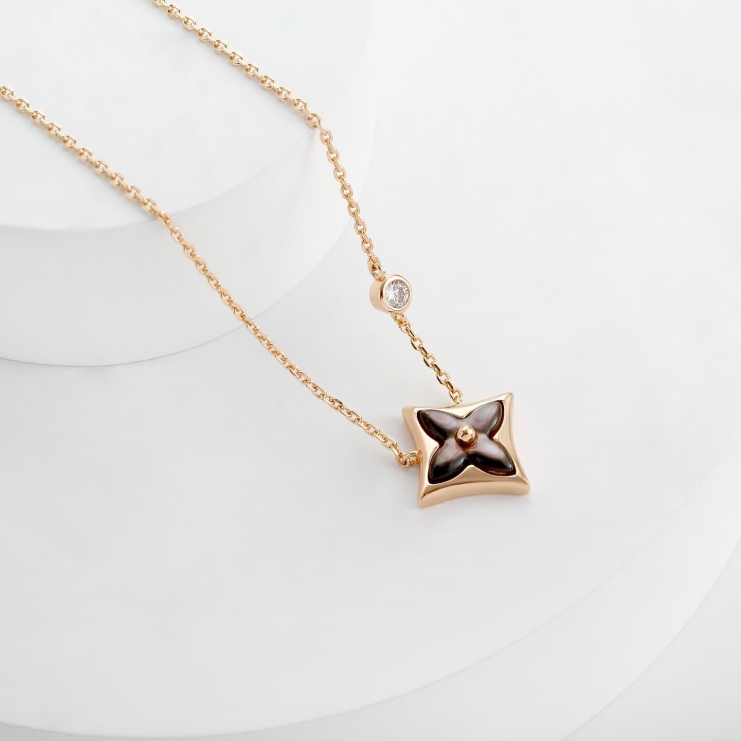 lv-necklace_30_1.jpg