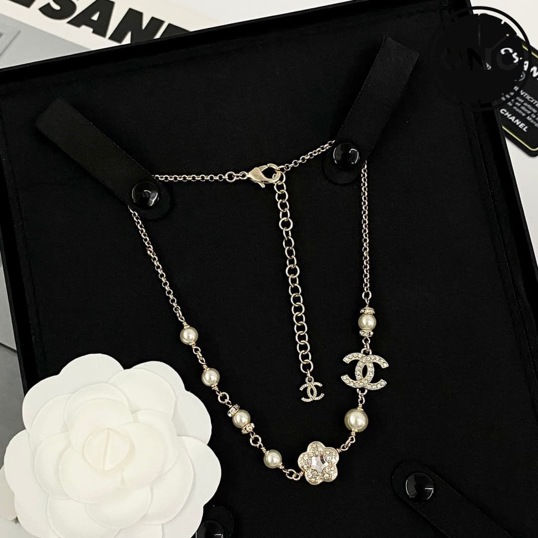 chanel-necklace_50_1.jpg