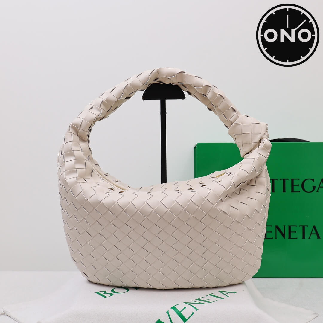 bottega_veneta_women_131_1.jpg