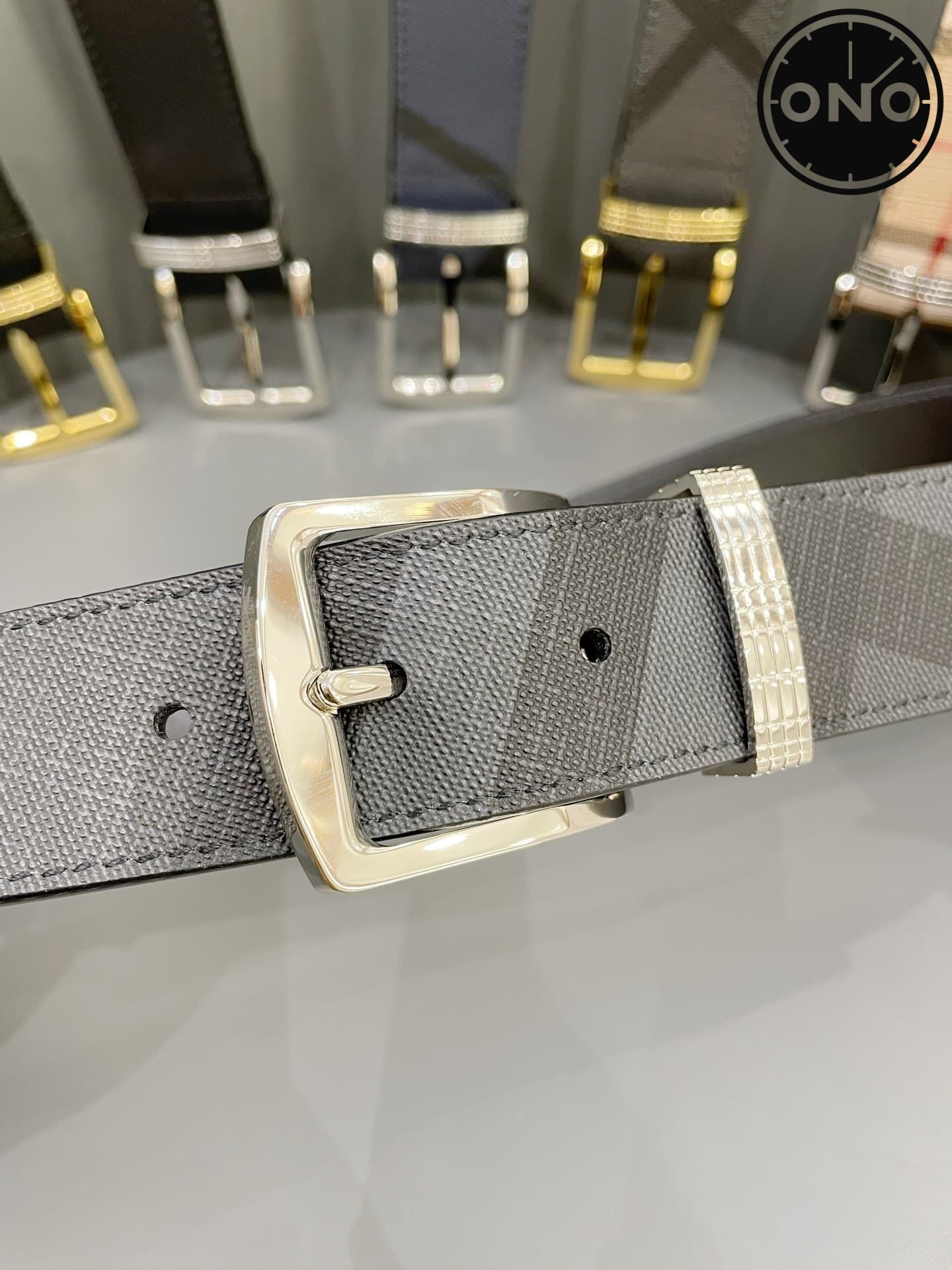 burberry_belt_152_5.jpg