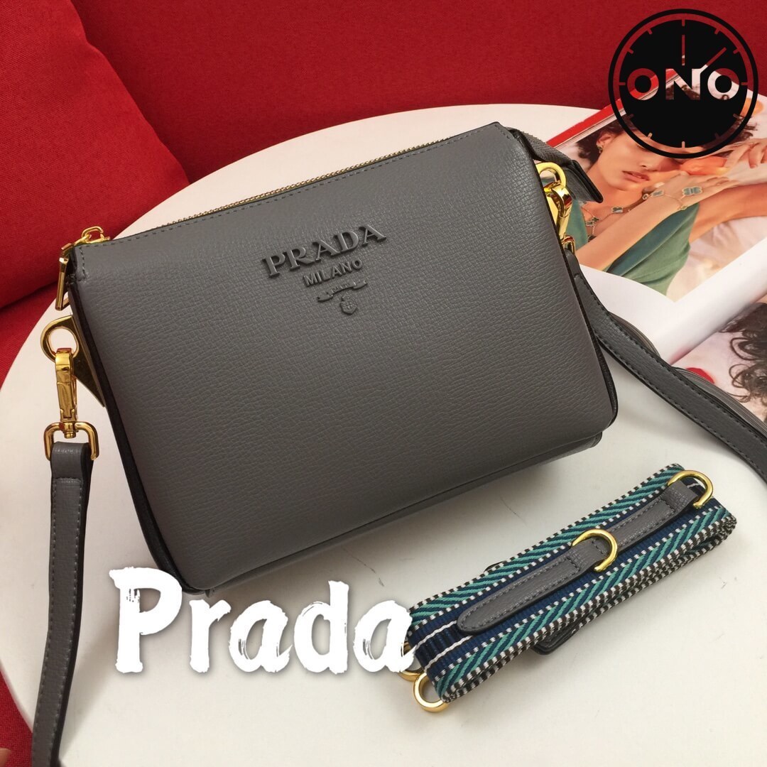 prada_women_123_2.jpg