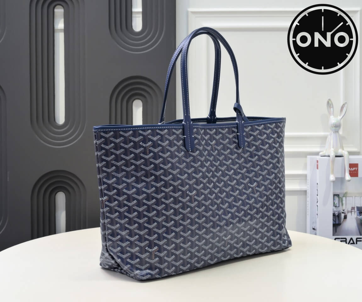 goyard_women_60_2.jpg