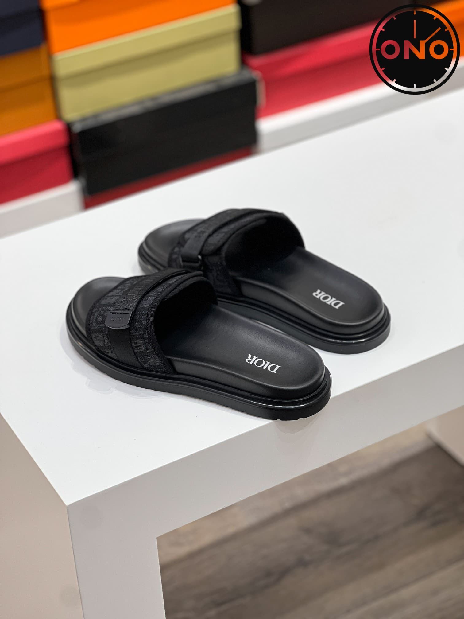 dior-slippers_12_2.jpg