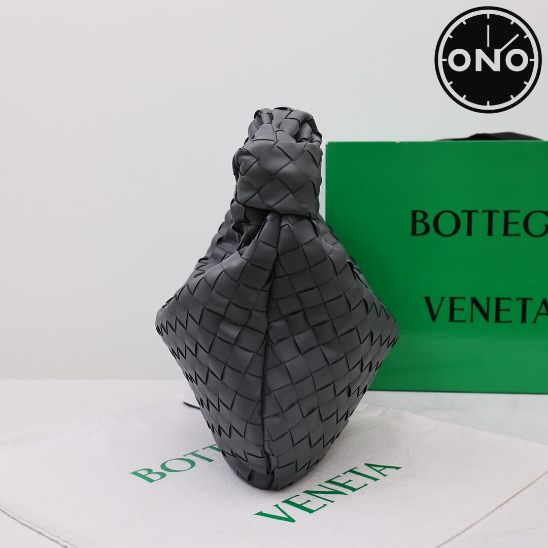 bottega_veneta_women_127_2.jpg
