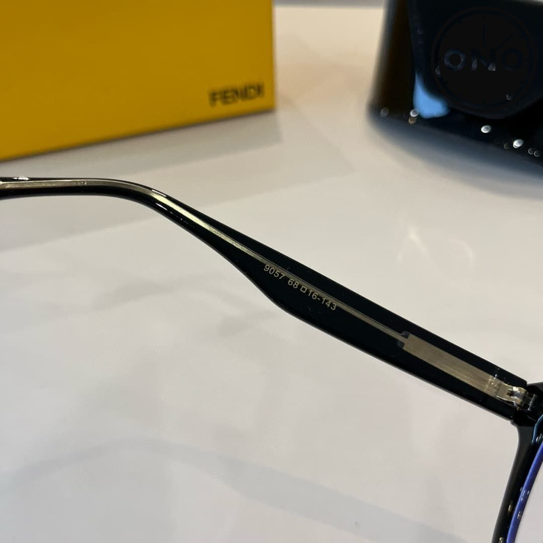 fendi-glasses_8_9.jpg