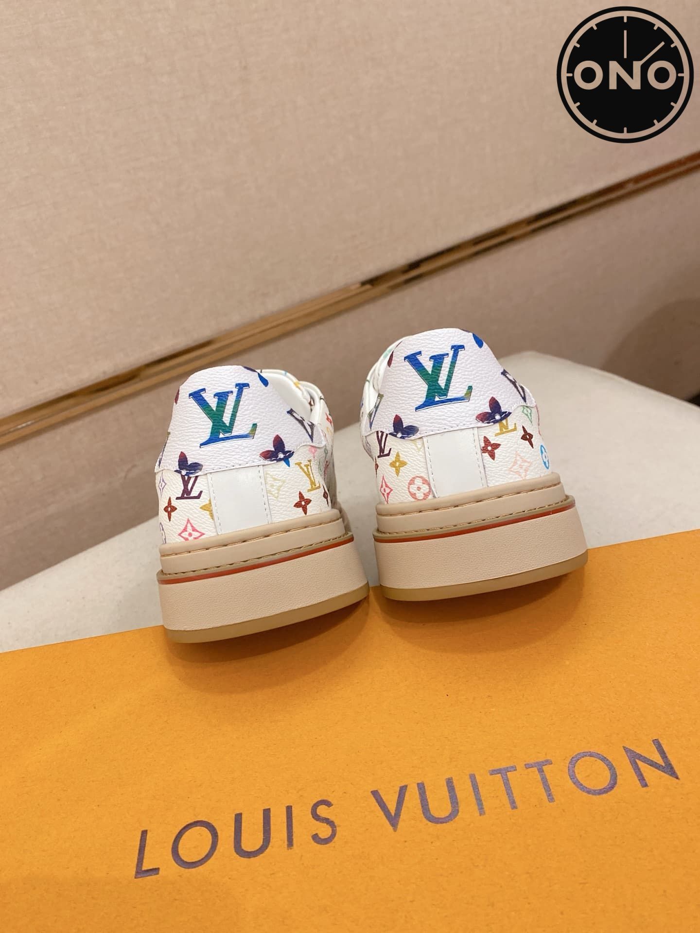 lv-casual-shoes_40_7.jpg