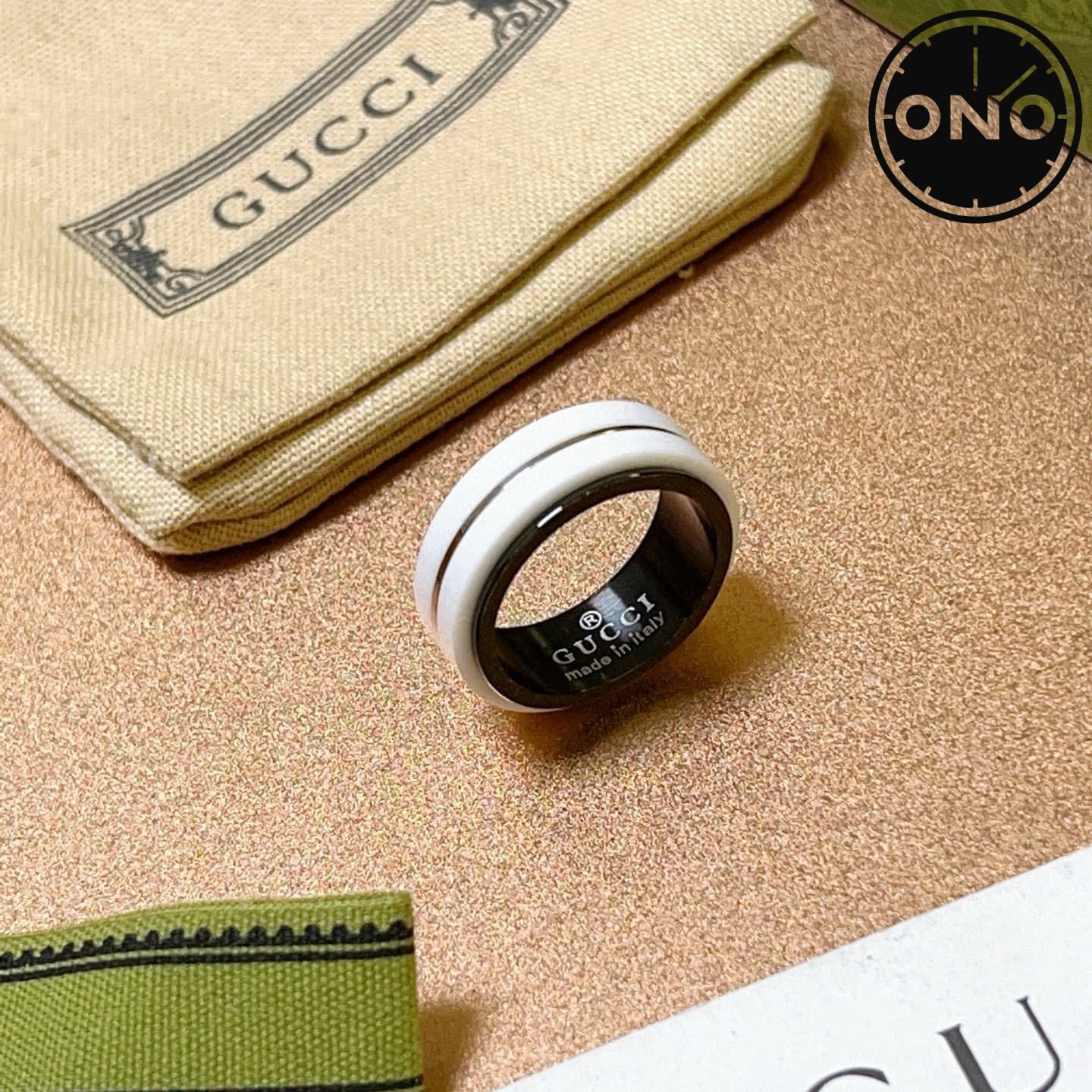 gucci-ring_5_1.jpg