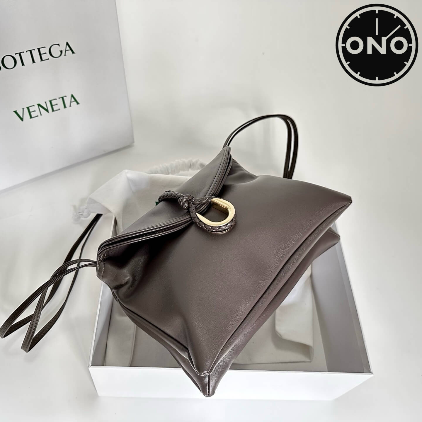 bottega_veneta_women_119_1.jpg