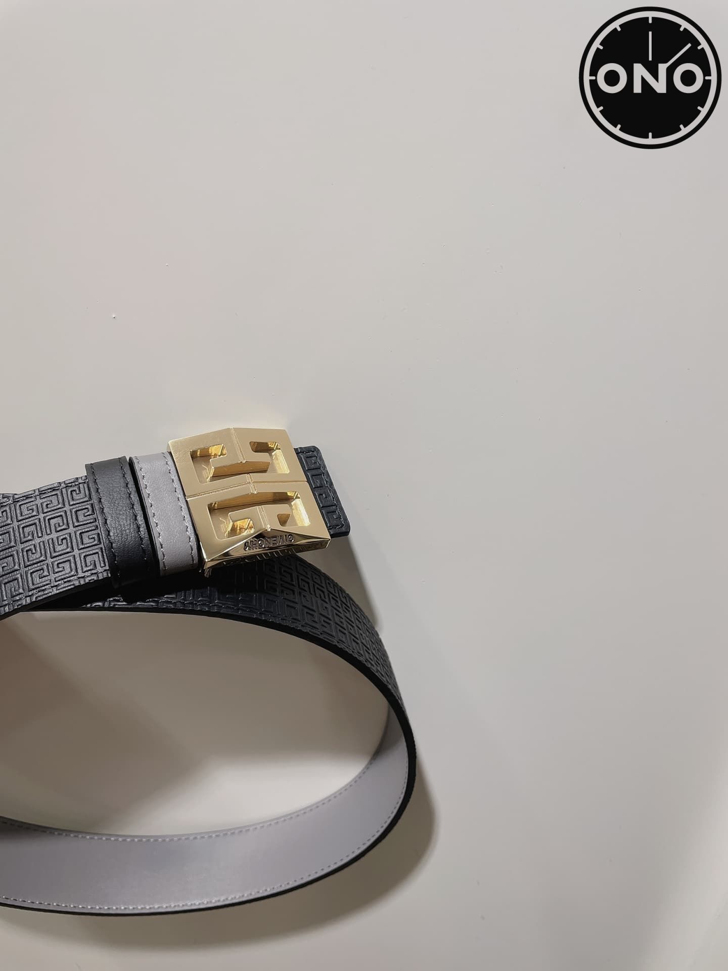 givenchy_belt_70_1.jpg