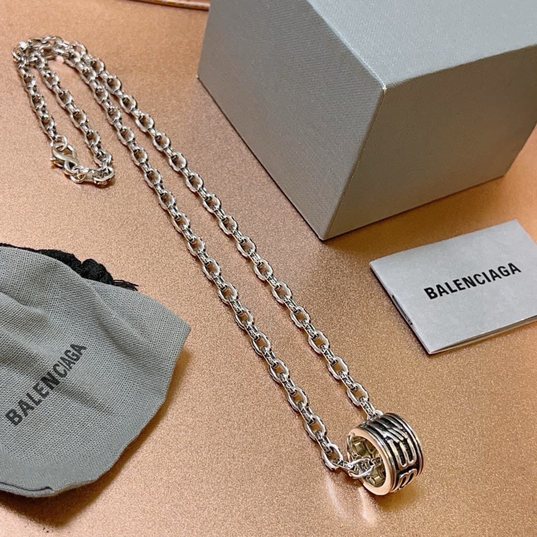 balenciaga-necklace_52_6.jpg