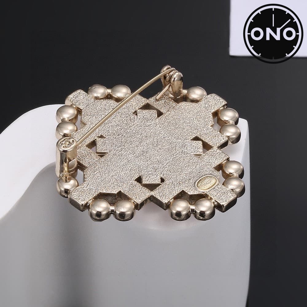 chanel-brooch_22_3.jpg