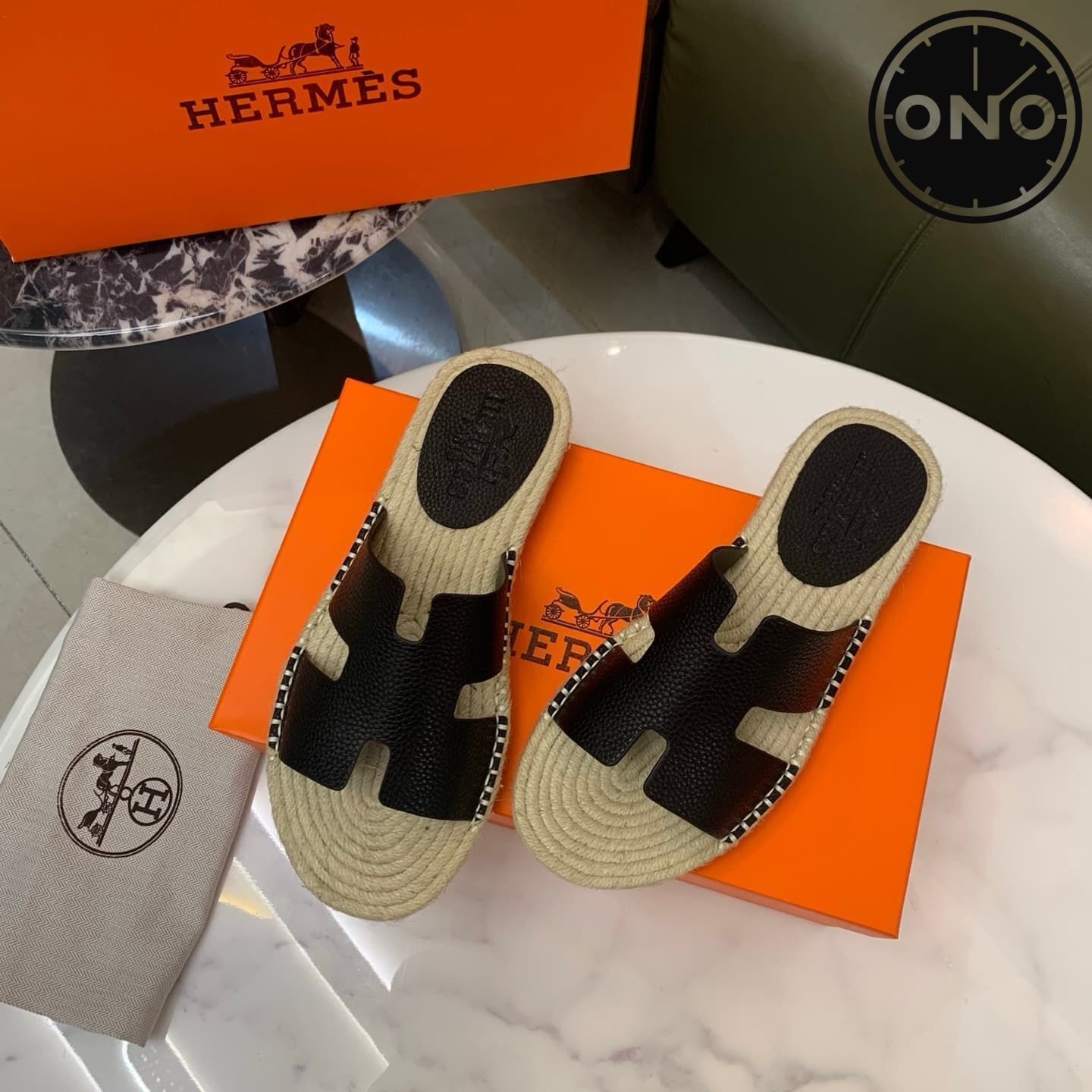 hermes-slippers_40_1.jpg
