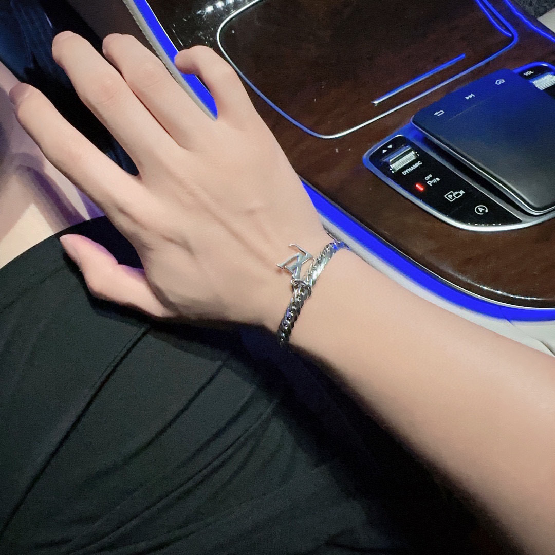 lv-bracelet_28_6.jpg