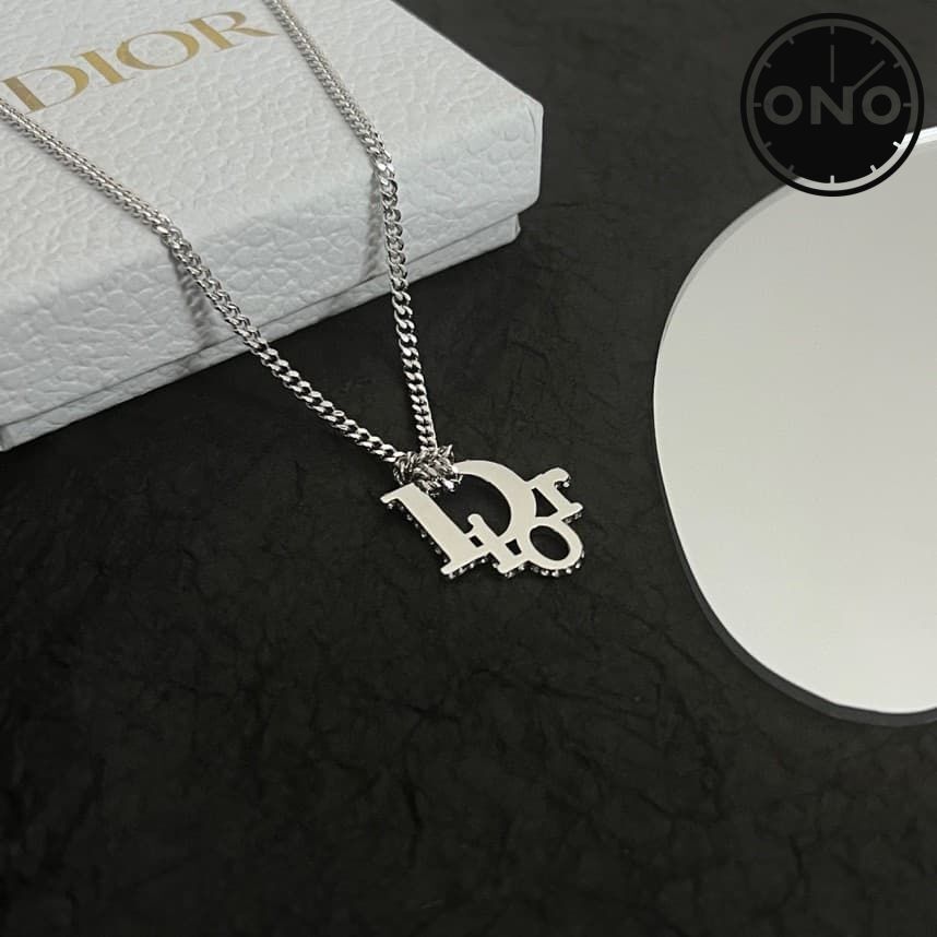 dior-necklace_78_1.jpg
