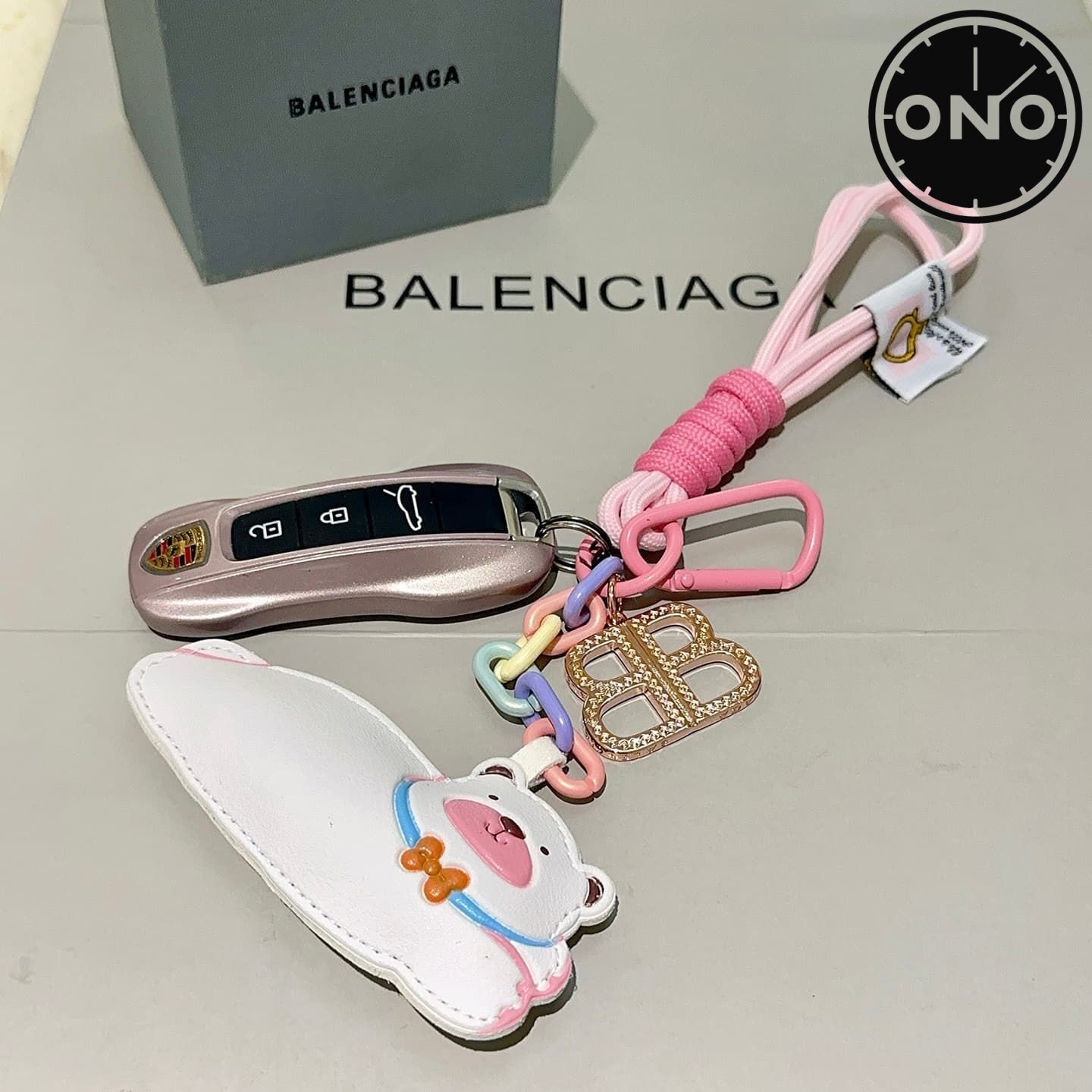 balenciaga-clasp_7_2.jpg