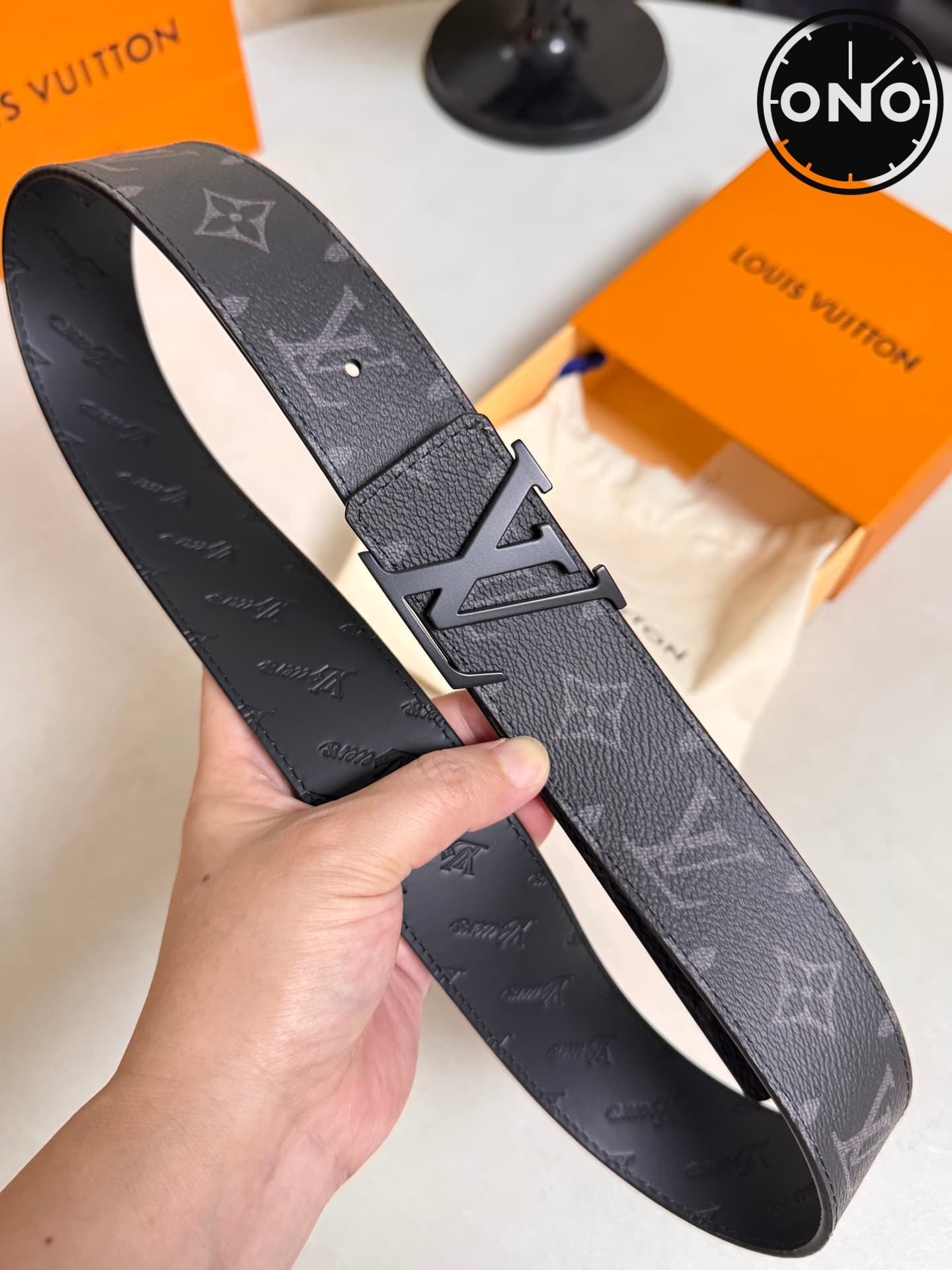 lv_belt_15_6.jpg