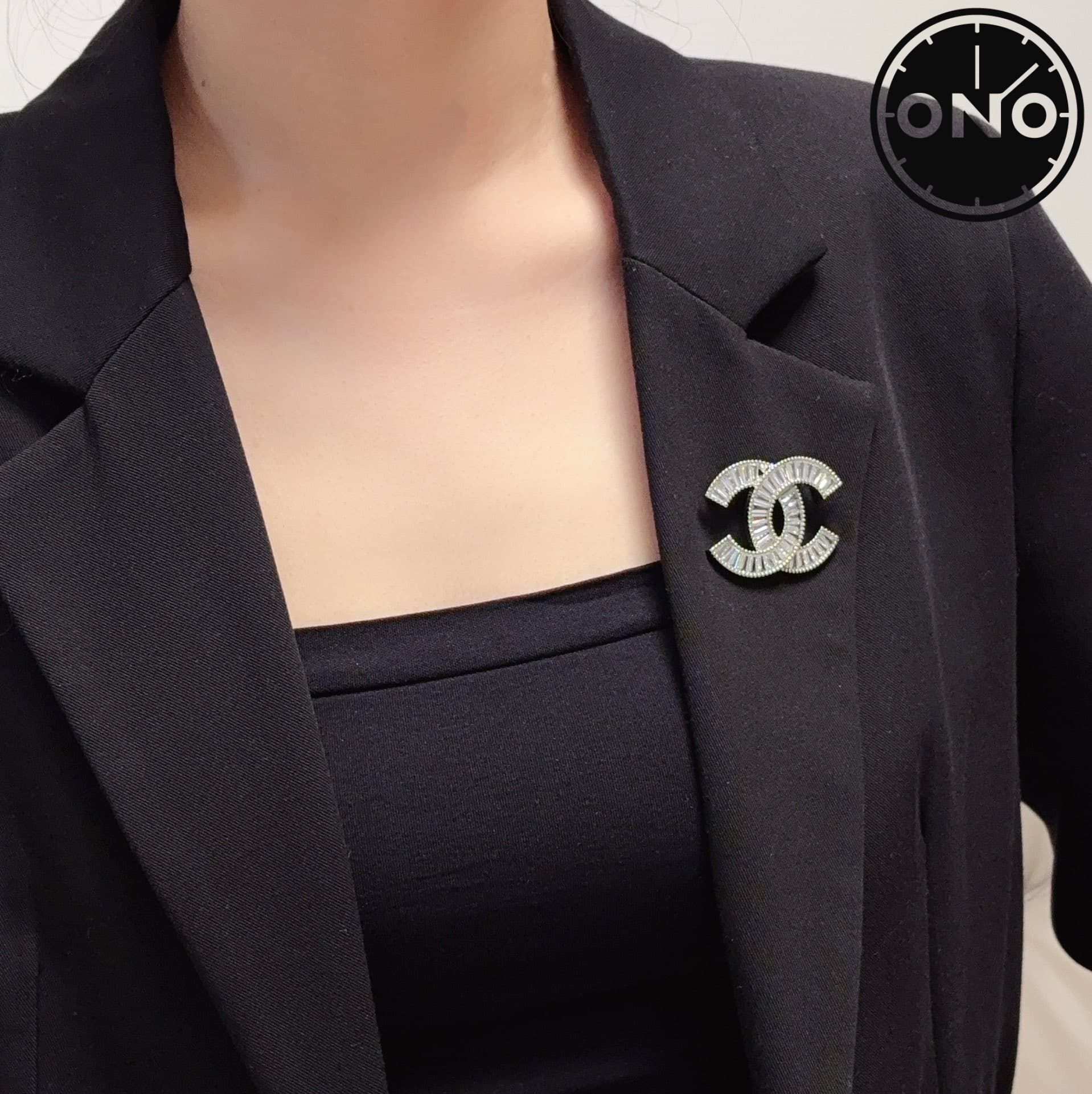 chanel-brooch_8_1.jpg