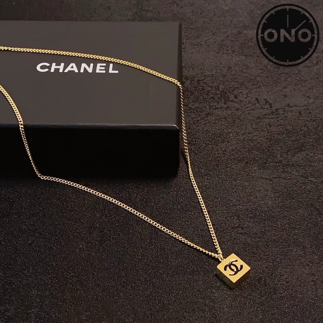 chanel-necklace_42_8.jpg
