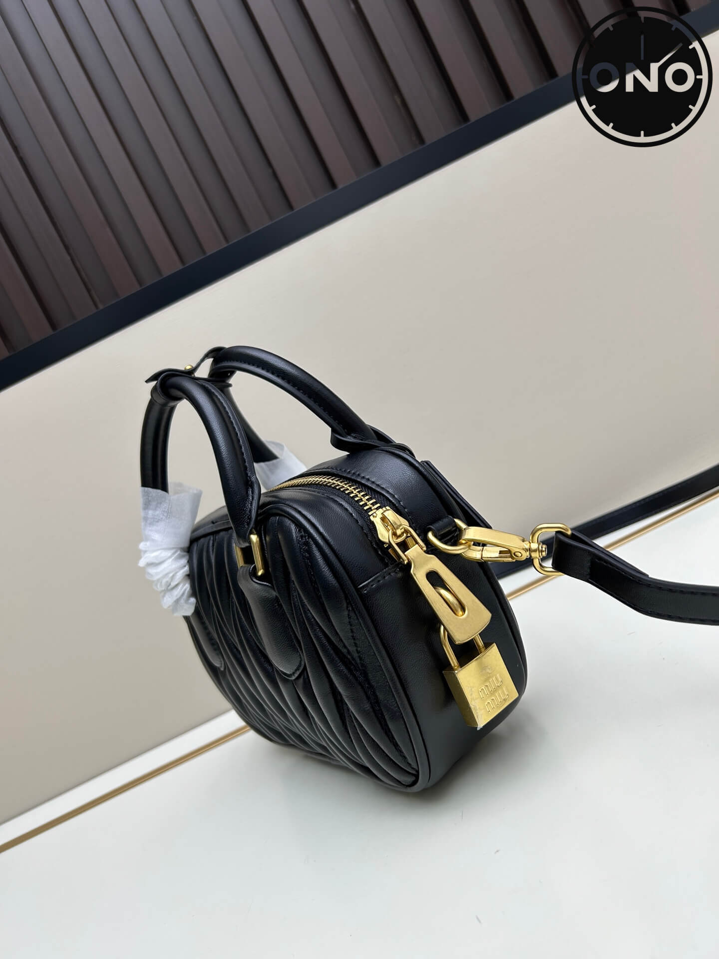 miumiu_women_80_1.jpg