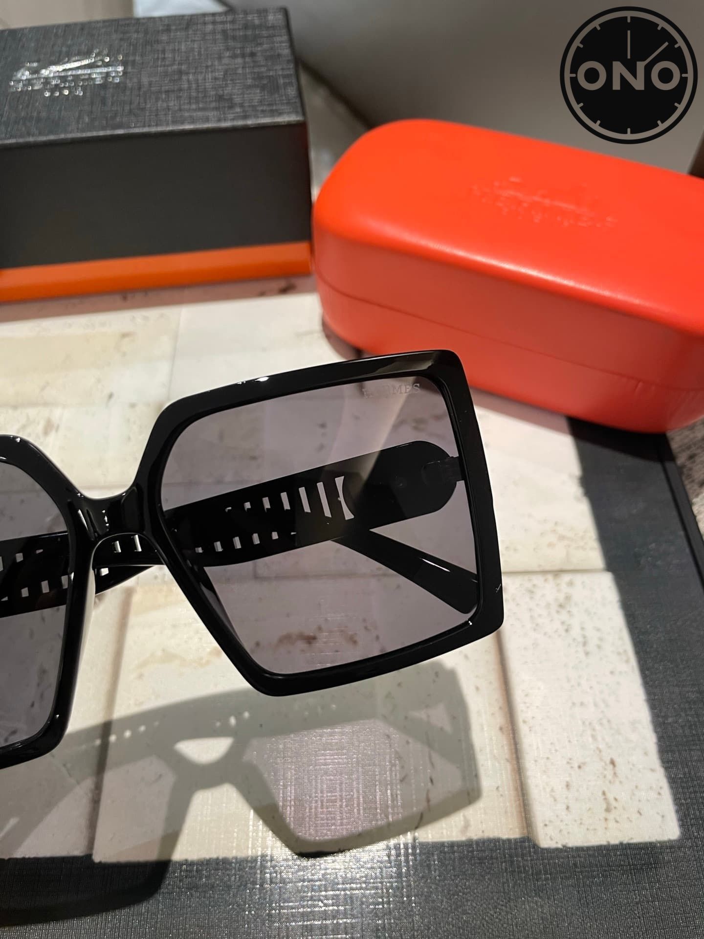 hermes-glasses_19_1.jpg