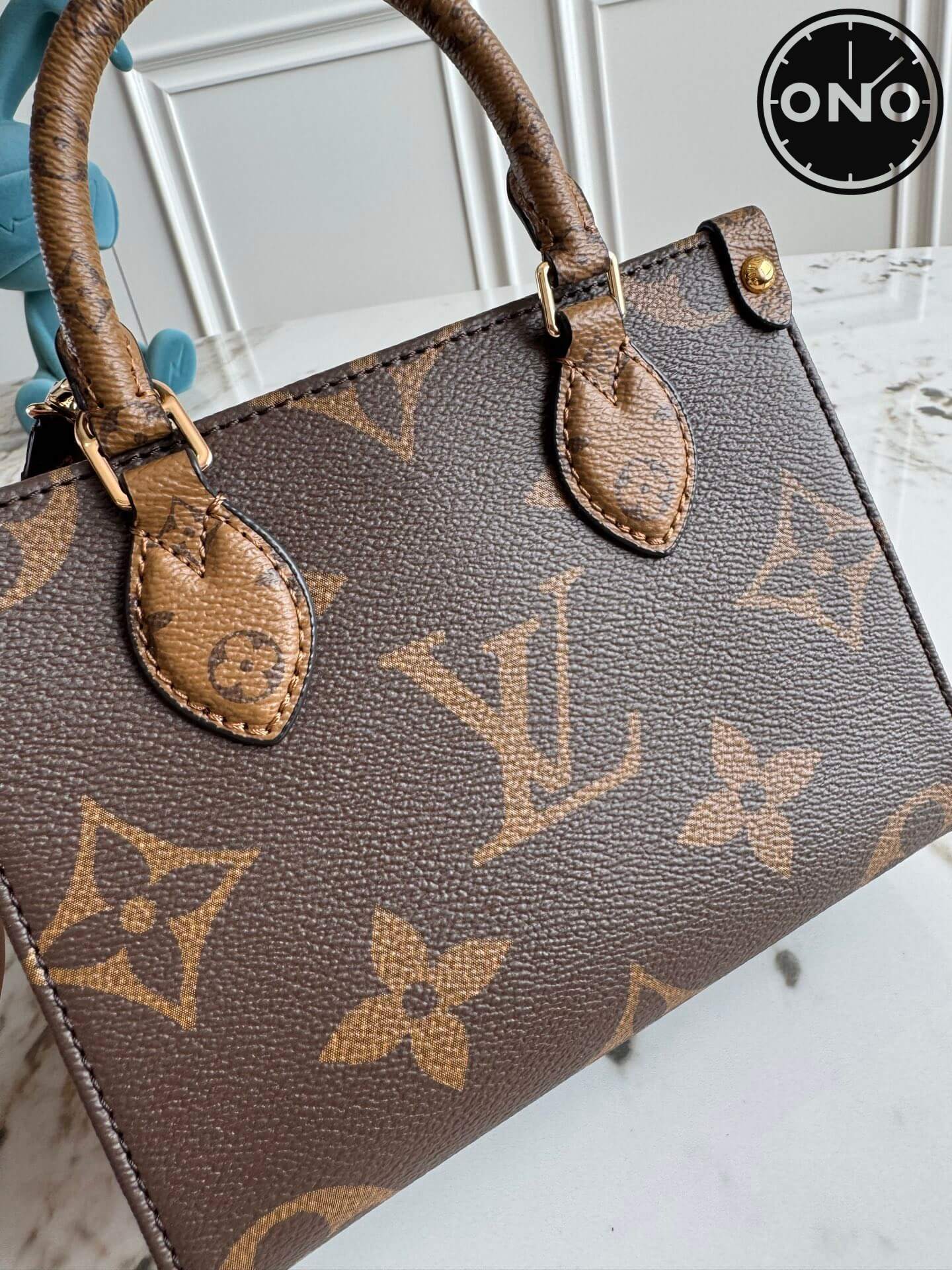 lv_womens_95_4.jpg