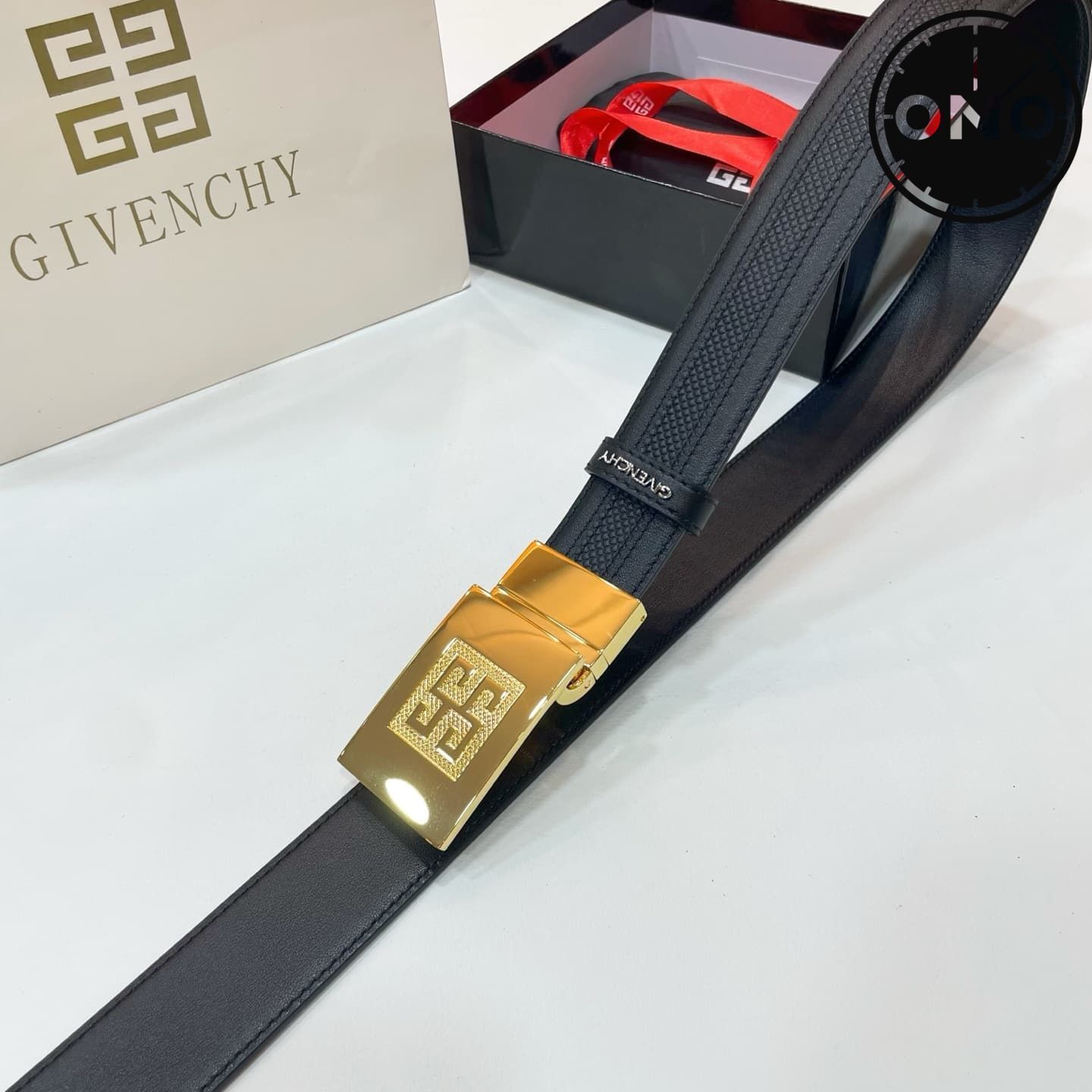 givenchy_belt_4_7.jpg