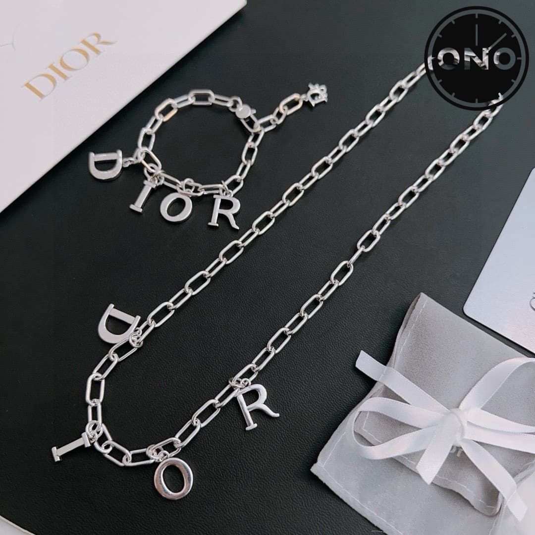 dior-necklace_34_5.jpg