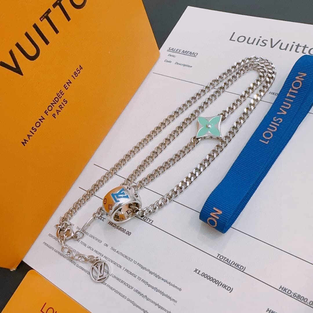 lv-necklace_11_2.jpg