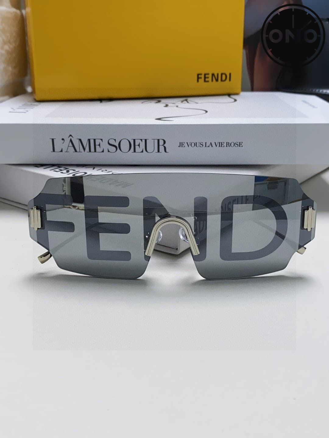 fendi-glasses_43_6.jpg