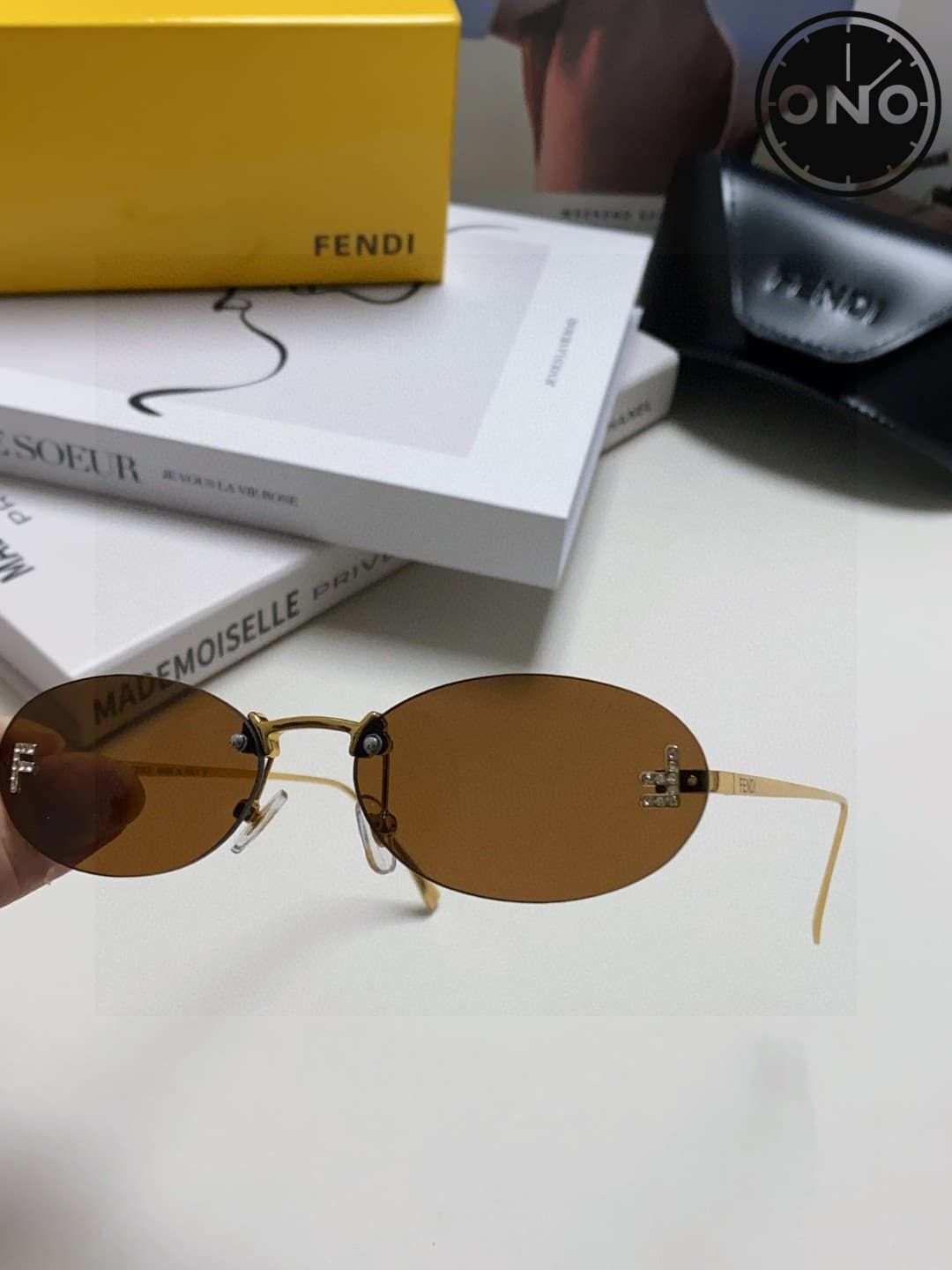 fendi-glasses_49_5.jpg