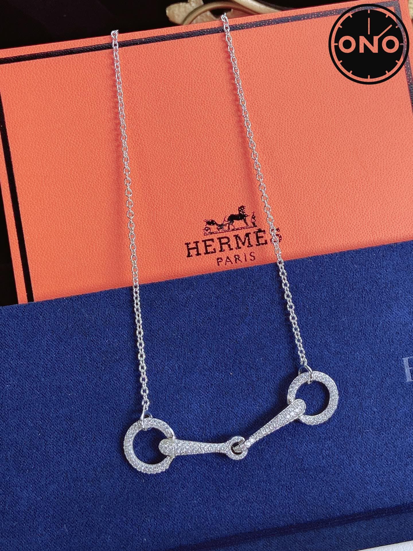 hermes-necklace_20_1.jpg