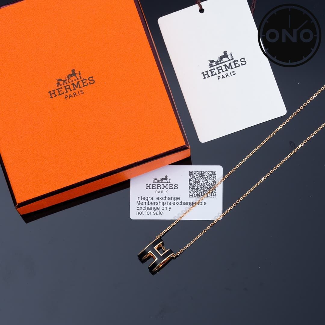 hermes-necklace_70_1.jpg