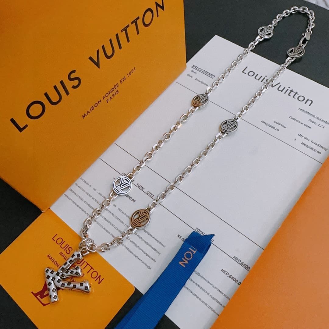 lv-necklace_59_1.jpg