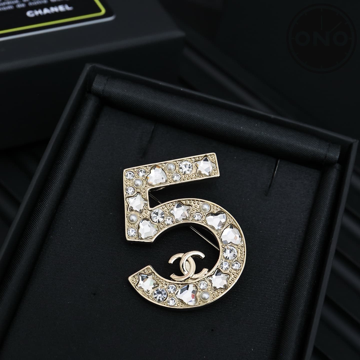 chanel-brooch_13_4.jpg