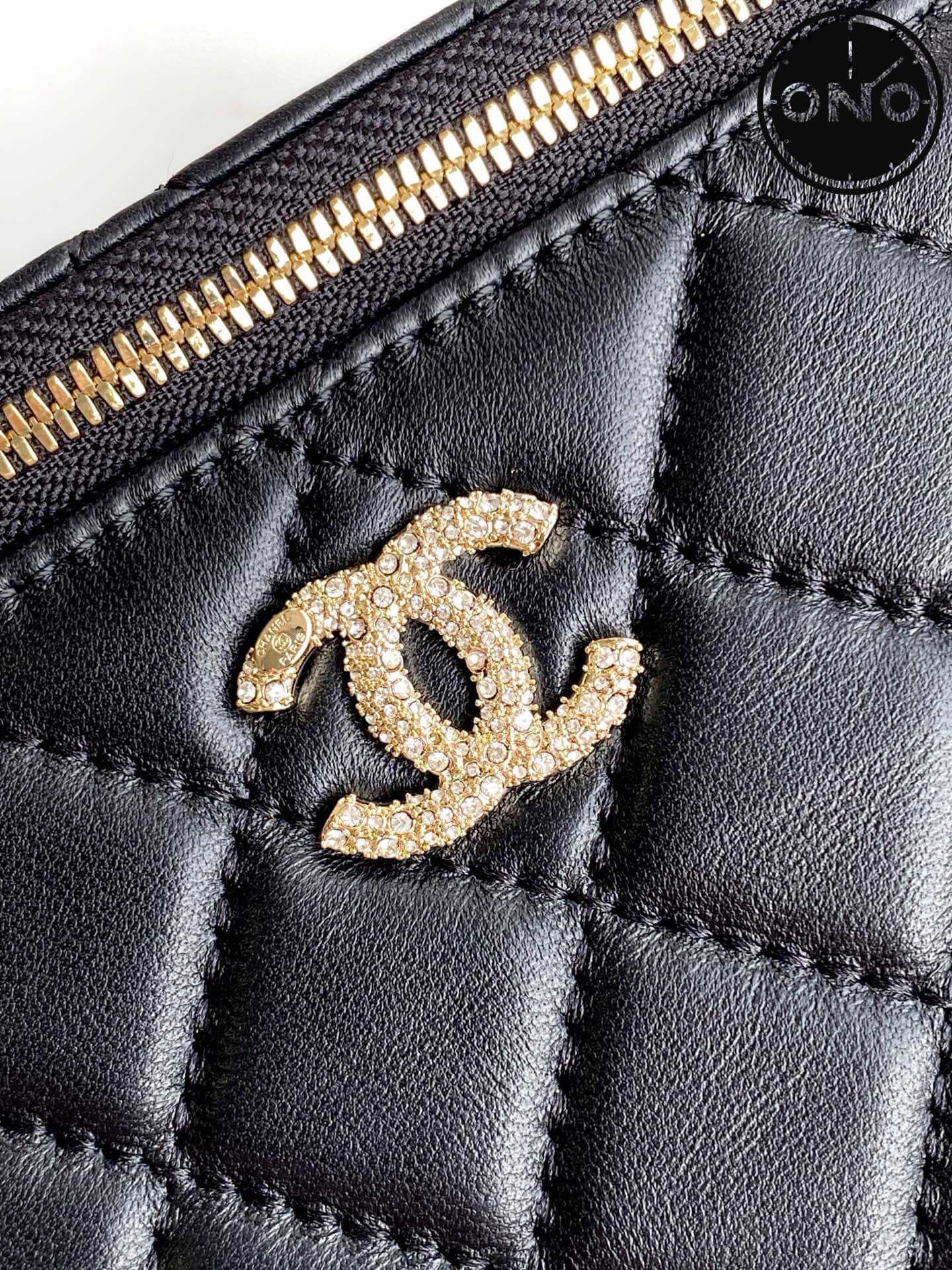 chanel_women_55_4.jpg