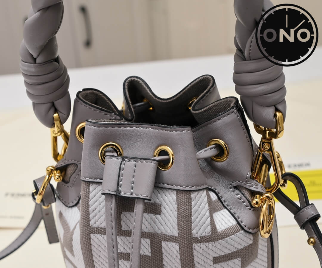 fendi_women_77_3.jpg