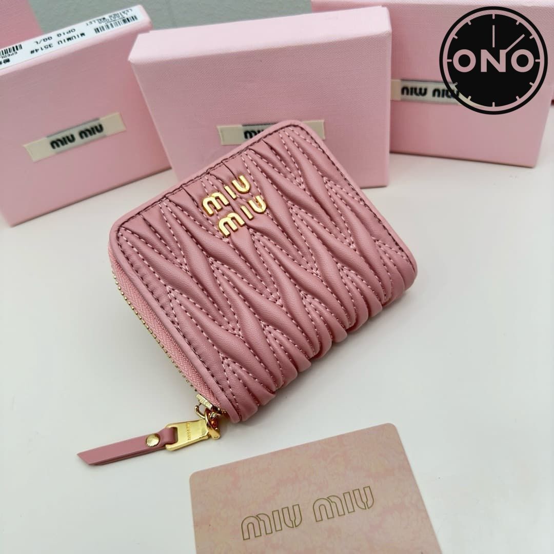 miumiu_wallet_4_1.jpg